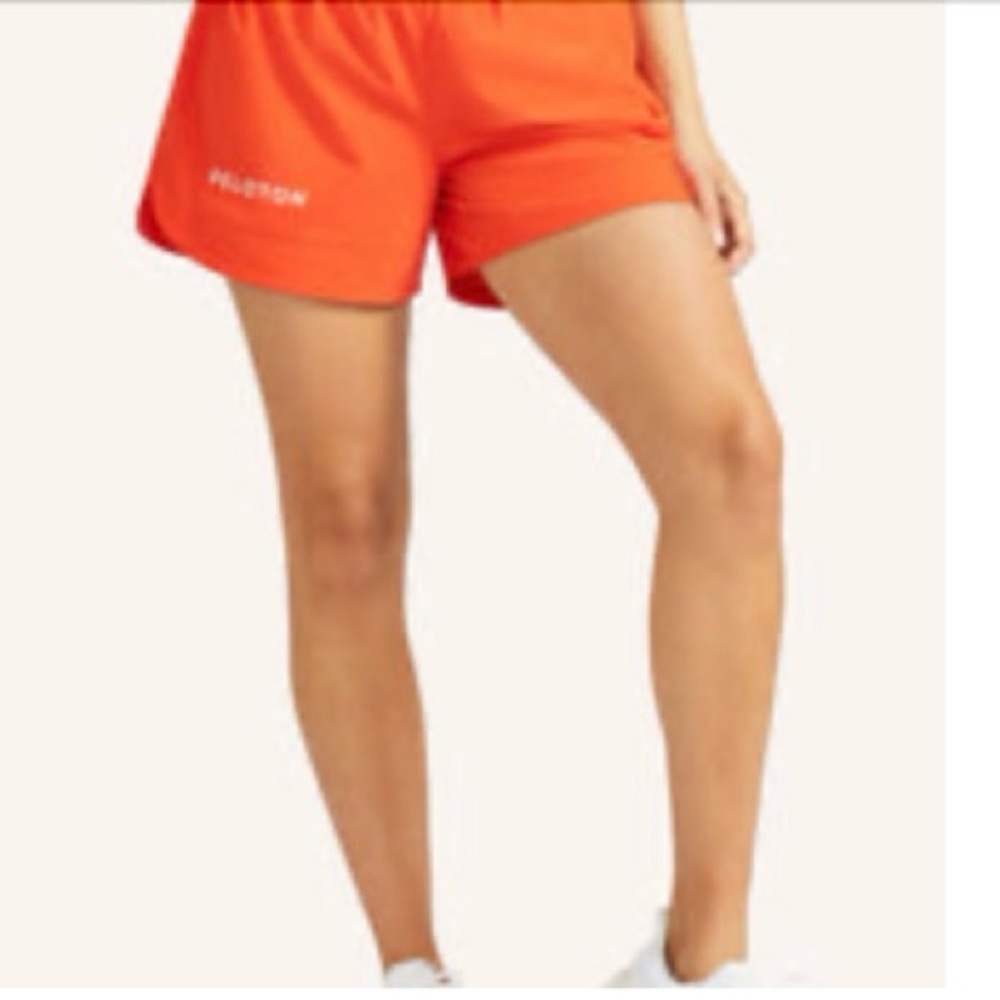 Peloton 4” Tulip Run Short in Bright Orange, size M LIKE NEW